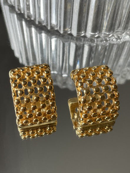 Vintage Gold Stud earring