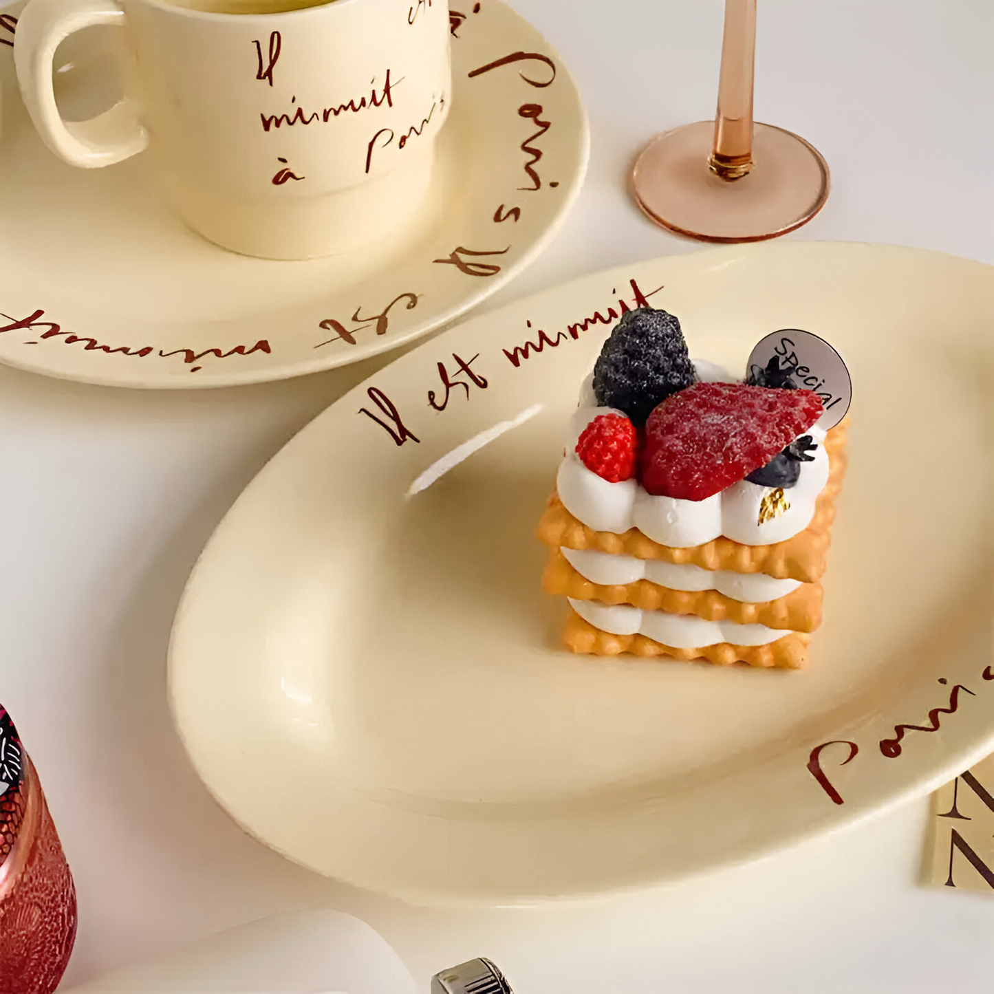 Donna Handwriting Letter Ceramic Plate Combo