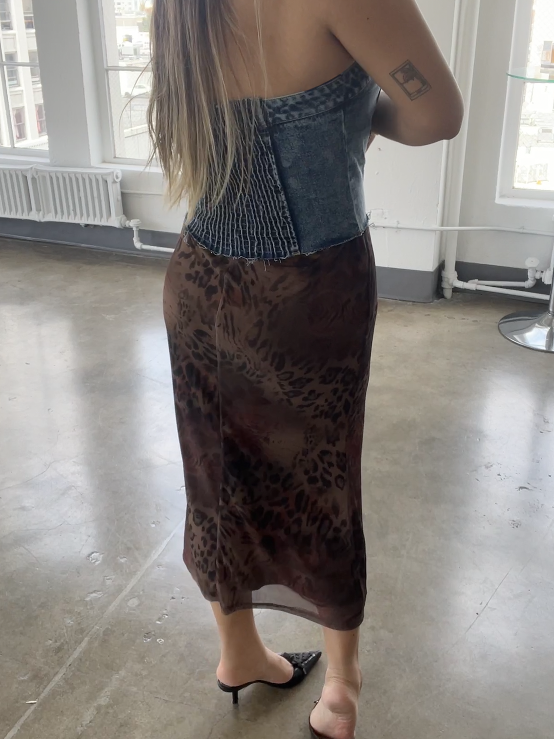 Leiny mesh print midi skirt