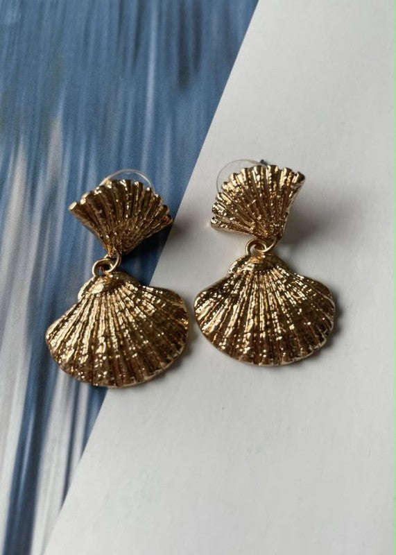 Vintage Style Seashell Drop Earring