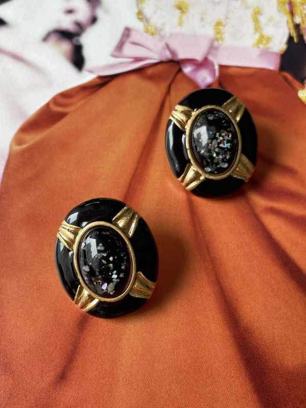 Retro style black Gemstone earring